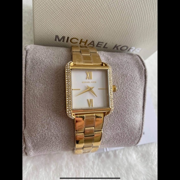 ❤️Flash SALE❤️✨🆕✨Brand New Michael Kors Lake Women’s Watch/MK3949 - Picture 1 of 5